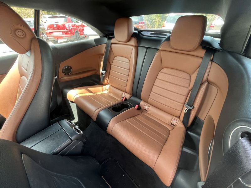 Mercedes-Benz C-Class • 2017 • 88,000 km 3