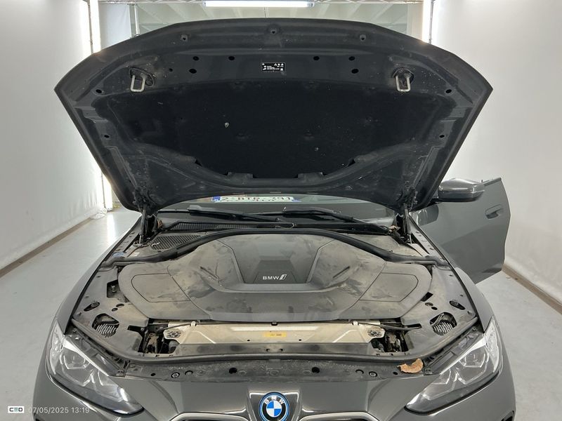 BMW 4 Series Gran Coupe • 2022 • 120,955 km 3