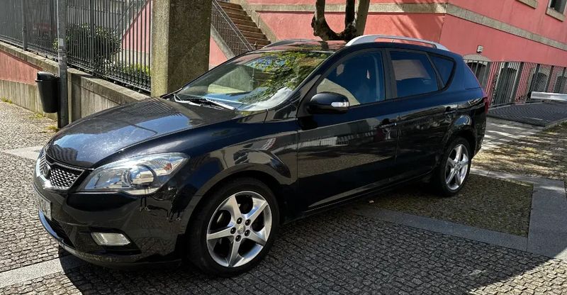 Kia Cee`d SW • 2011 • 165,656 km 1