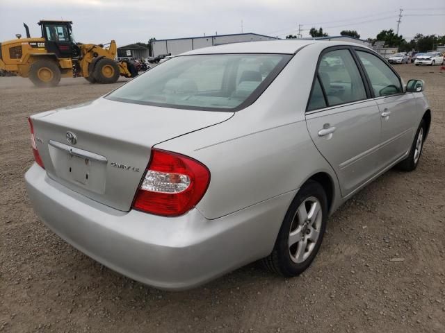 Toyota Camry • 2004 • 12 km 2