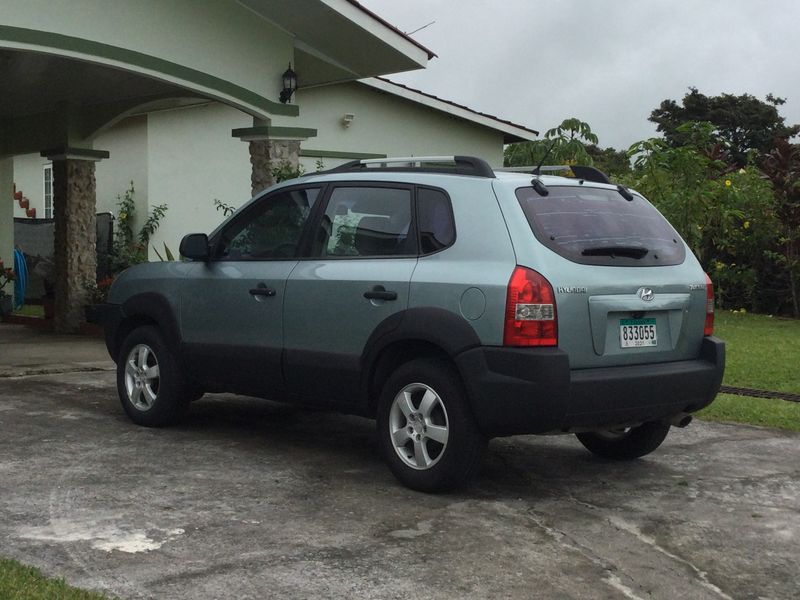 Hyundai Tucson • 2008 • 122,000 km 2