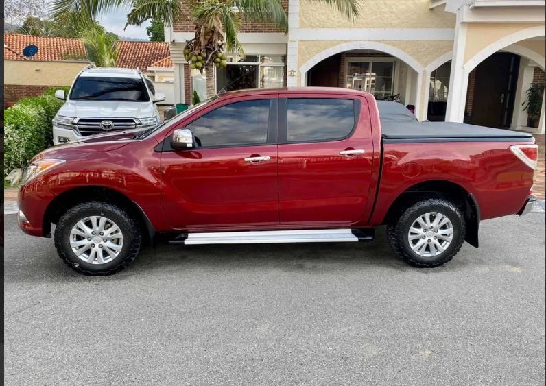 Mazda BT • 2015 • 110,000 km 4