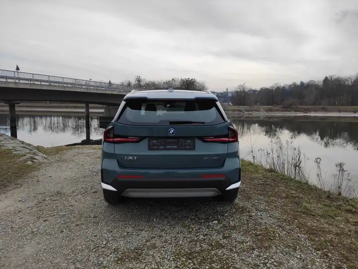 BMW X1 • 2022 • 5,557 km 9