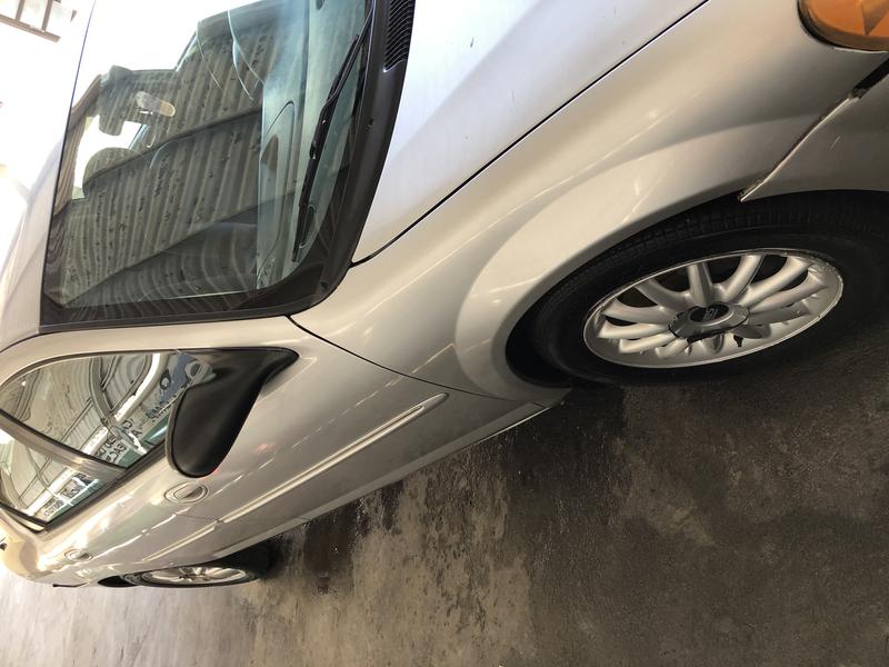 Chrysler Stratus • 2002 • 200,000 km 3