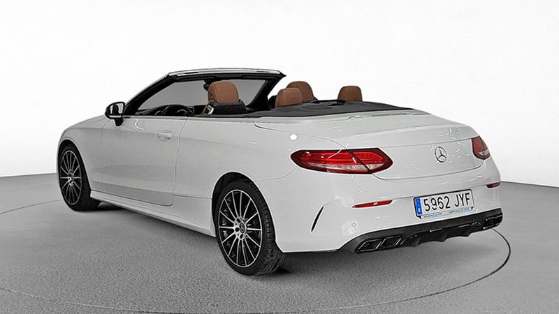 Mercedes-Benz C-Class • 2017 • 106,792 km 5