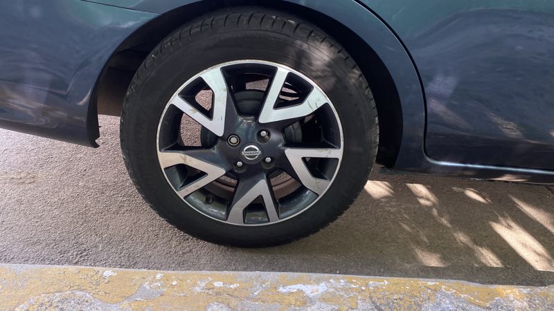 Nissan Versa sense • 2016 • 107,000 km 6