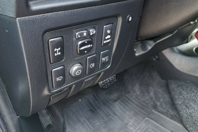 Toyota Hilux • 2015 • 150,000 km 13