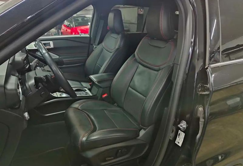 Ford Explorer • 2021 • 100,200 km 9