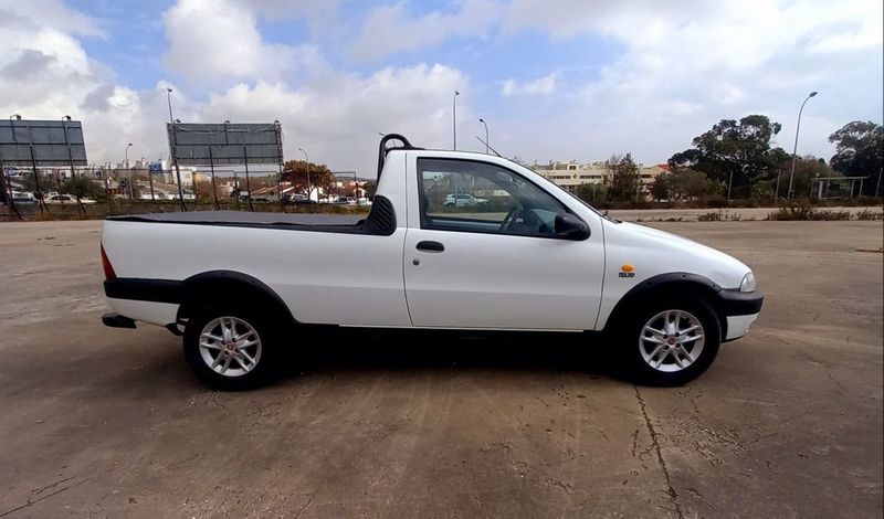 Fiat Strada • 2000 • 196,000 km 2