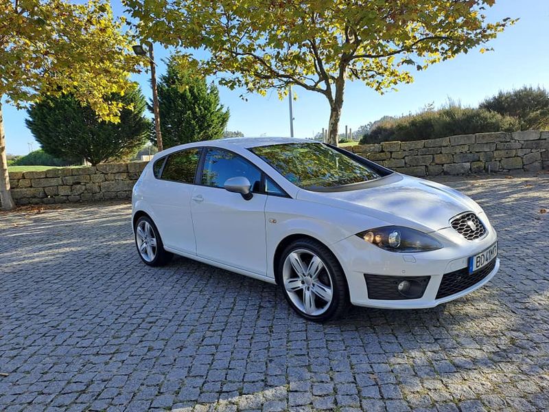 Seat Leon • 2012 • 180,000 km 3
