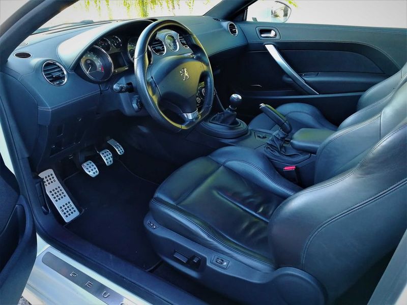 Peugeot RCZ • 2011 • 149,000 km 8