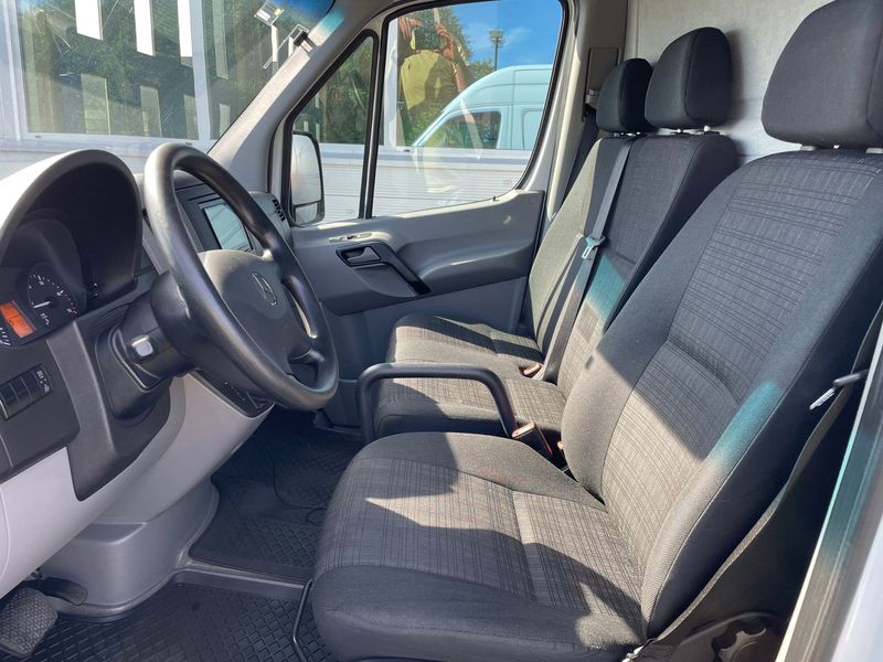 Mercedes-Benz Sprinter • 2017 • 132,000 km 2