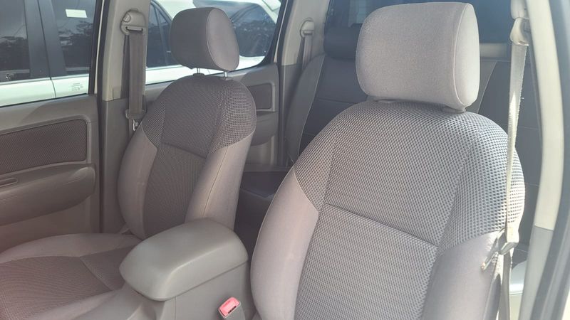 Toyota Hilux • 2008 • 0 km 11