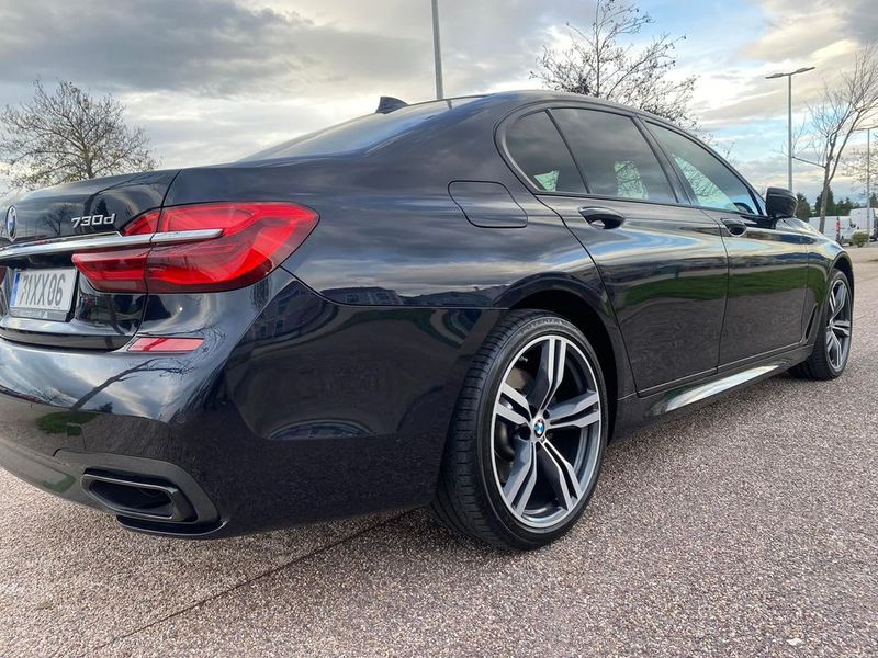 BMW X7 • 2018 • 108,000 km 4