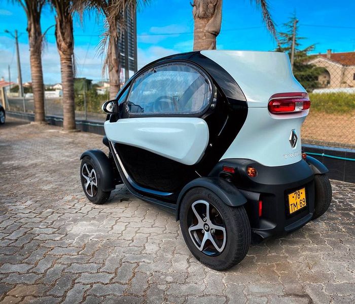 Renault Twingo • 2018 • 5,000 km 2