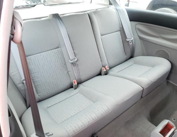 Volkswagen Golf • 2005 • 121,223 km 3