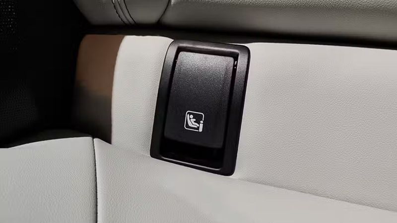 BMW X6 • 2024 • 16,036 km 11