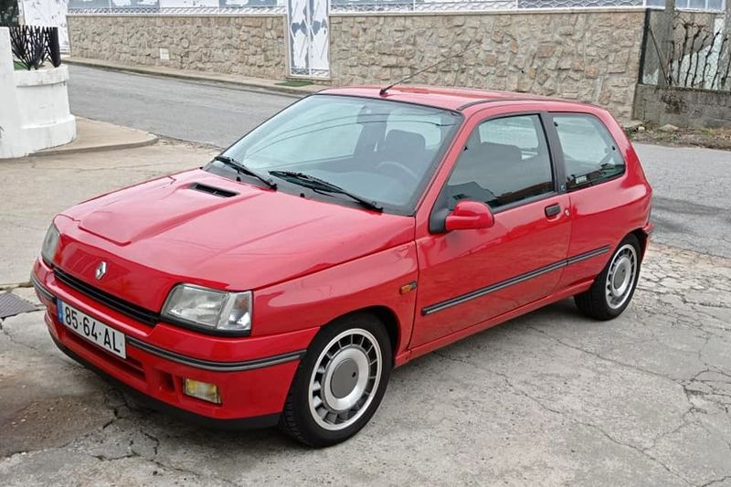 Renault Clio • 1992 • 167,000 km 1