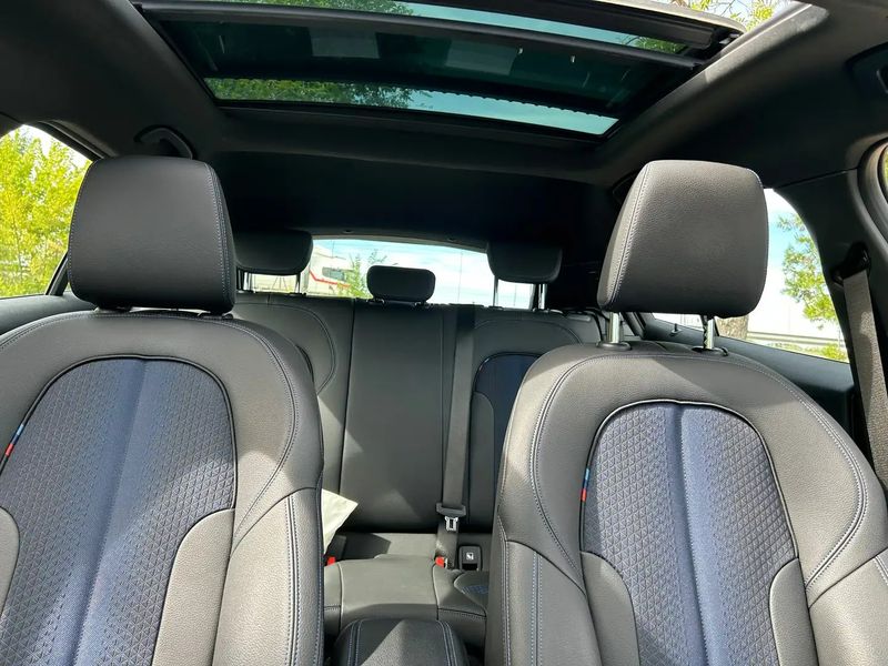 BMW 1 Series • 2019 • 44,700 km 7