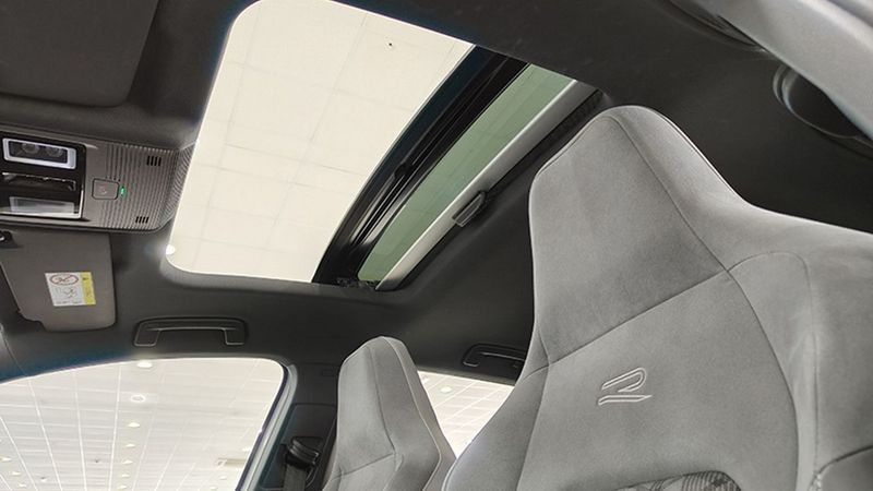 Volkswagen Golf • 2021 • 38,310 km 5