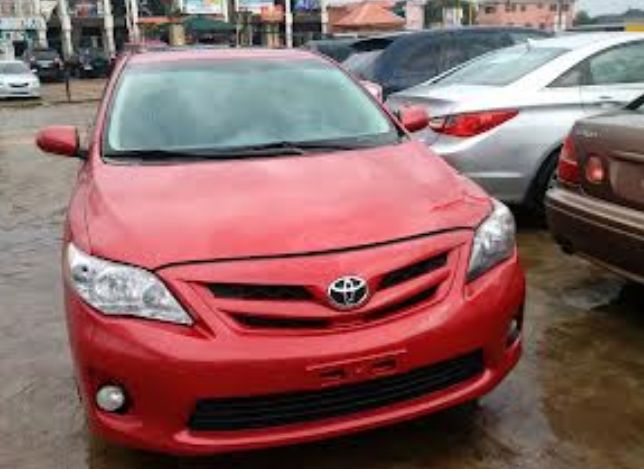 Toyota Corolla • 2009 • 50,000 km 3