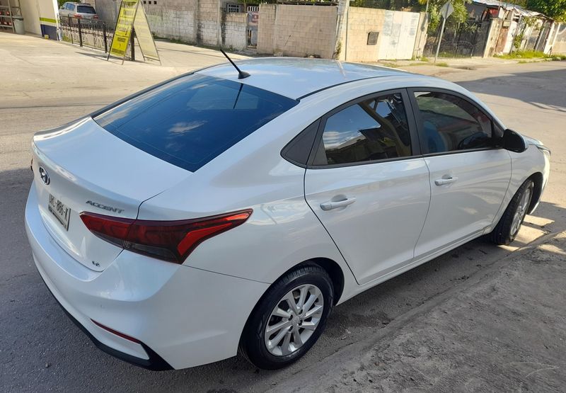 Hyundai Accent • 2018 • 79,900 km 5