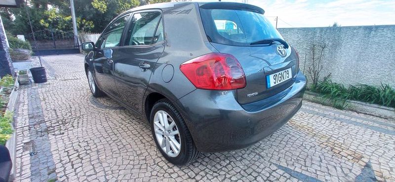 Toyota Yaris • 2008 • 99,000 km 6