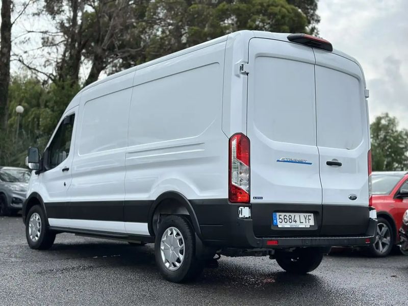 Ford Transit • 2022 • 10,232 km 3