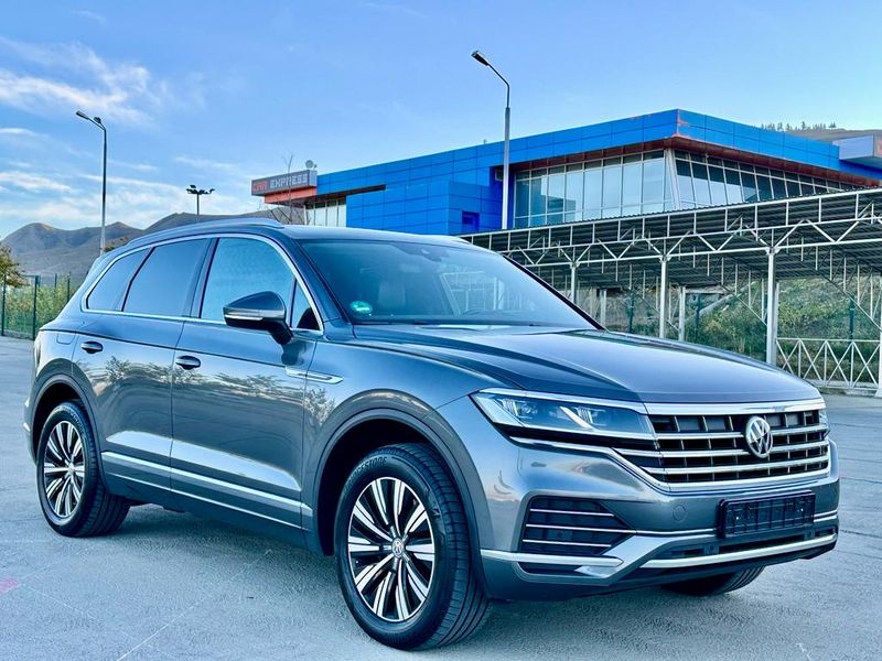 Volkswagen Touareg • 2019 • 160,000 km 7