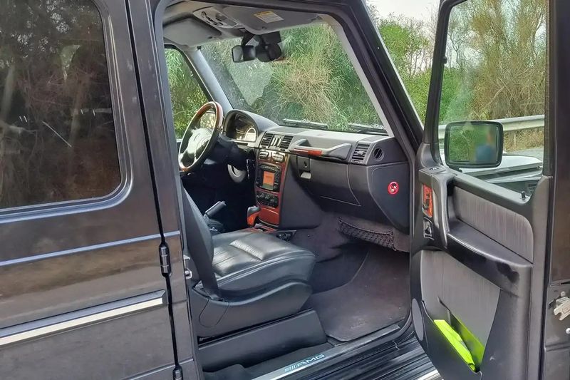 Mercedes-Benz G-Class • 2007 • 165,000 km 7