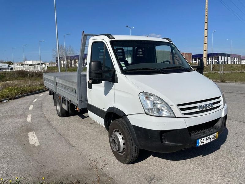 Isuzu Pickup • 2009 • 210,000 km 1
