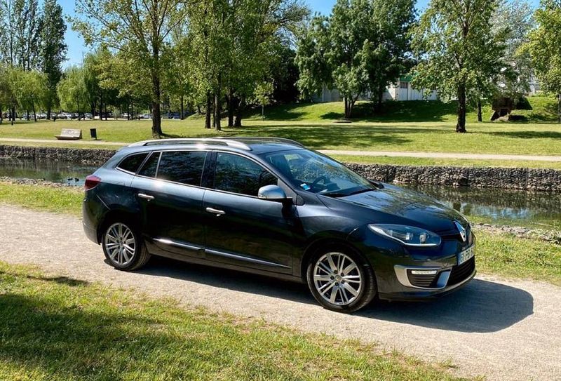 Renault Mégane • 2014 • 149,999 km 2