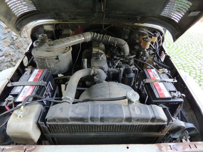 Toyota Land Cruiser • 1980 • 120,000 km 5