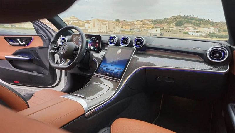 Mercedes-Benz C-Class • 2022 • 56,000 km 3