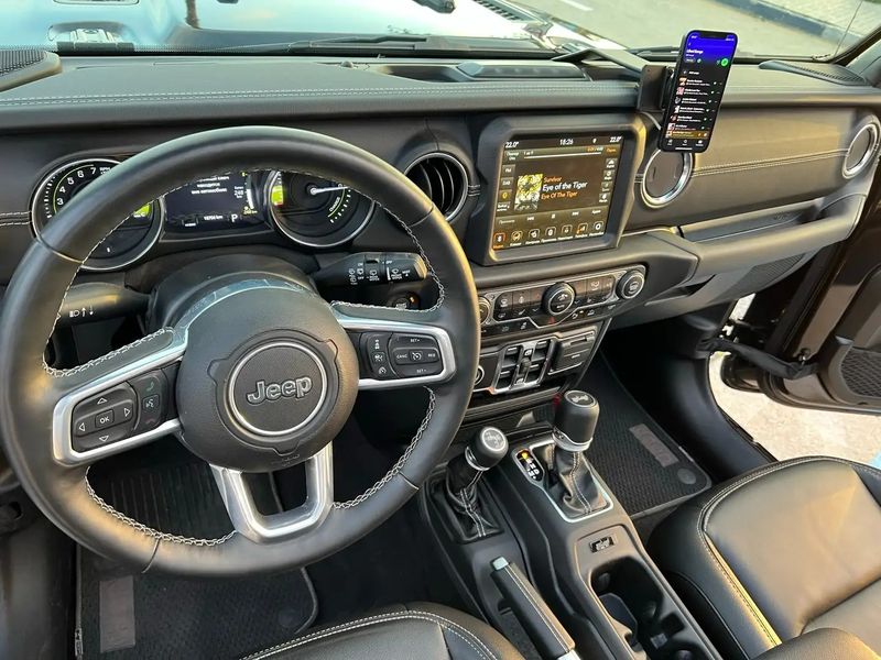 Jeep Wrangler • 2021 • 22,500 km 4