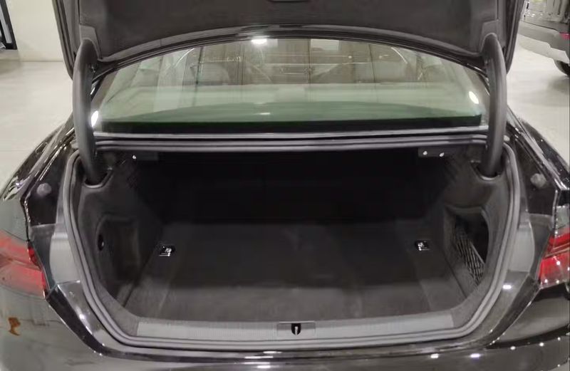 Audi A5 • 2020 • 35,895 km 9