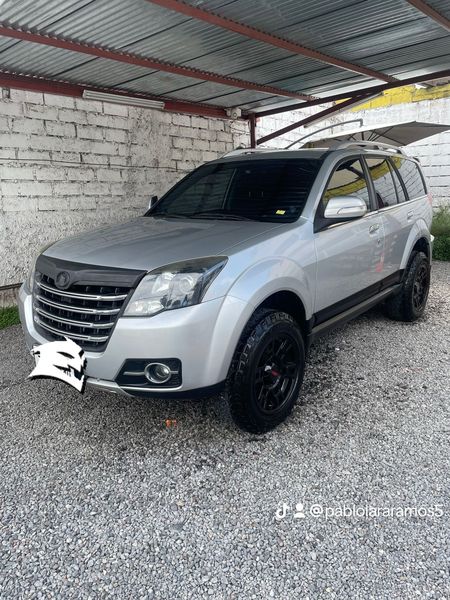 Great Wall Hover • 2018 • 74,000 km 1