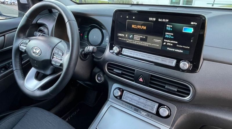 Hyundai Kona • 2020 • 240,000 km 4