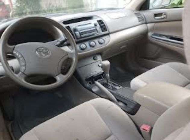Toyota Camry • 2003 • 50,000 km 3