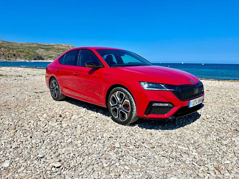 Škoda Octavia • 2023 • 39,344 km 1