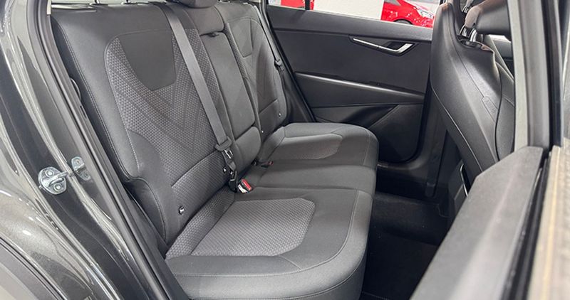 Kia Niro • 2024 • 1,159 km 12