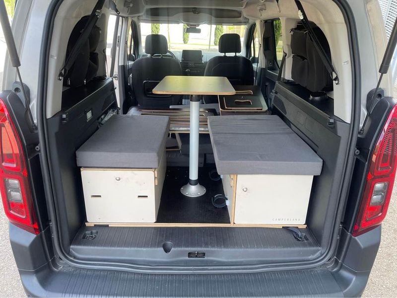 Citroën Berlingo • 2020 • 30,000 km 4