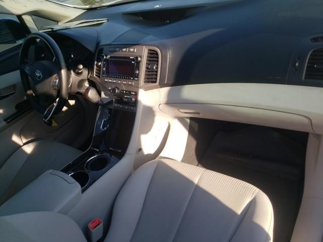 Toyota Venza • 2010 • 10,000 mi 5