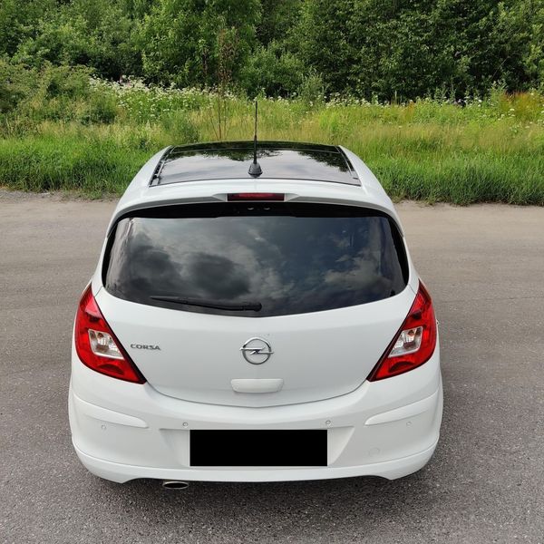 Opel Corsa • 2012 • 85,000 km 3