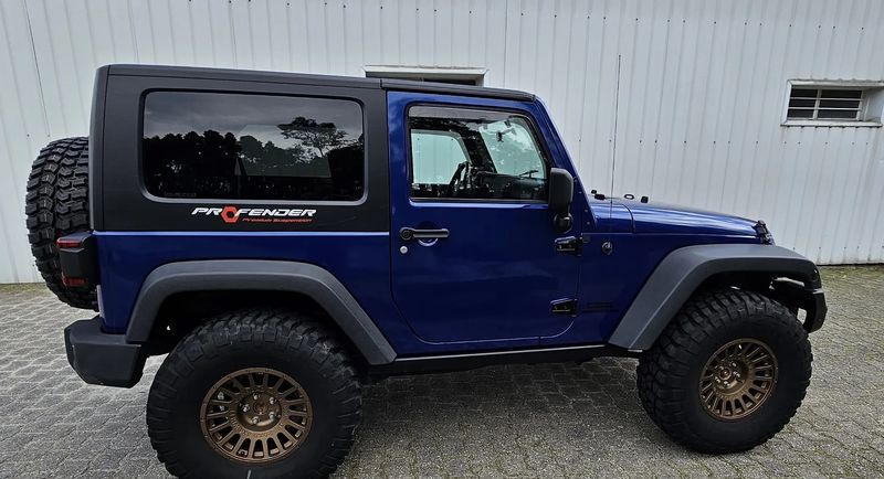 Jeep Wrangler • 2010 • 64,000 km 5