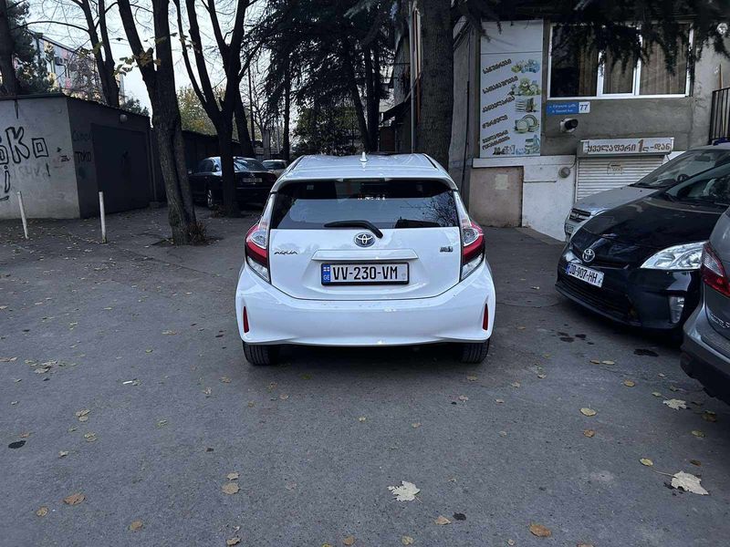 Toyota Agya • 2017 • 100,000 km 5