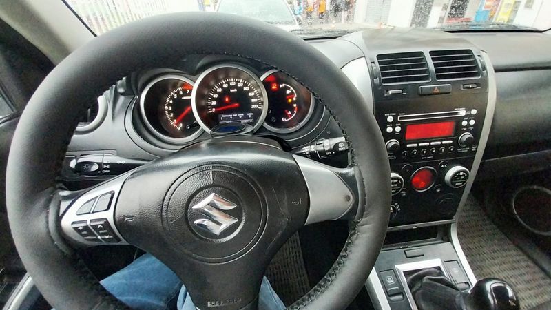 Suzuki Grand Nomade • 2012 • 125,000 km 2