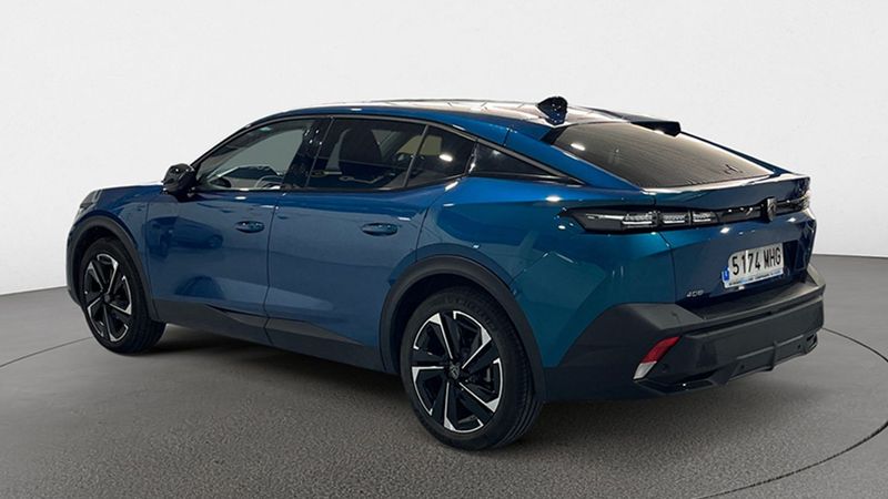 Peugeot 408 • 2023 • 17,173 km 3