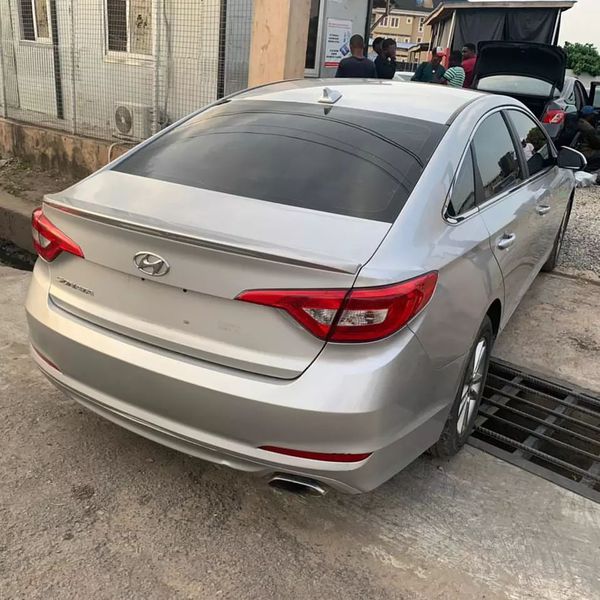 Hyundai Sonata • 2015 • 89,671 km 5
