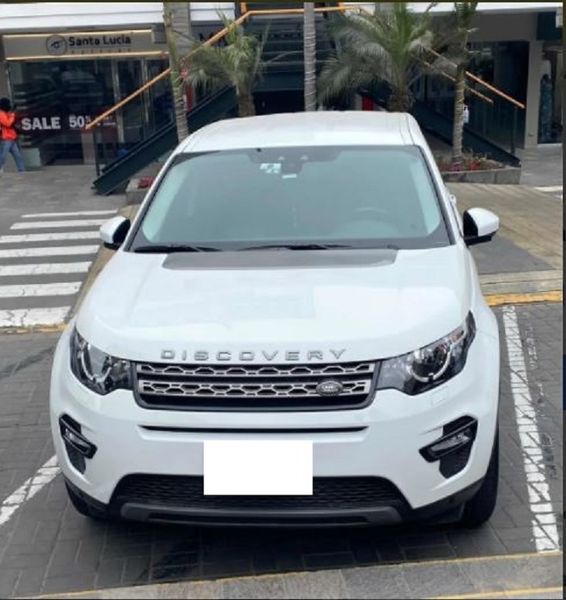 Land Rover Discovery Sport • 2017 • 80,000 km 1